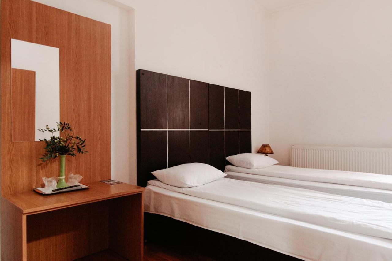 Casa Preturii Hotel Tîrgu Lăpuş Eksteriør billede